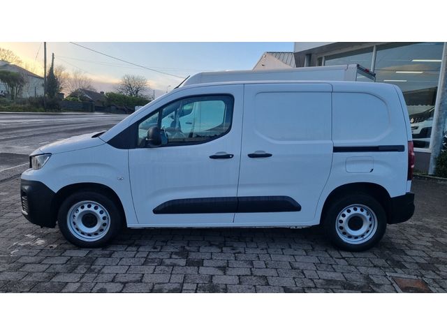 Image for 2023 Peugeot Partner 