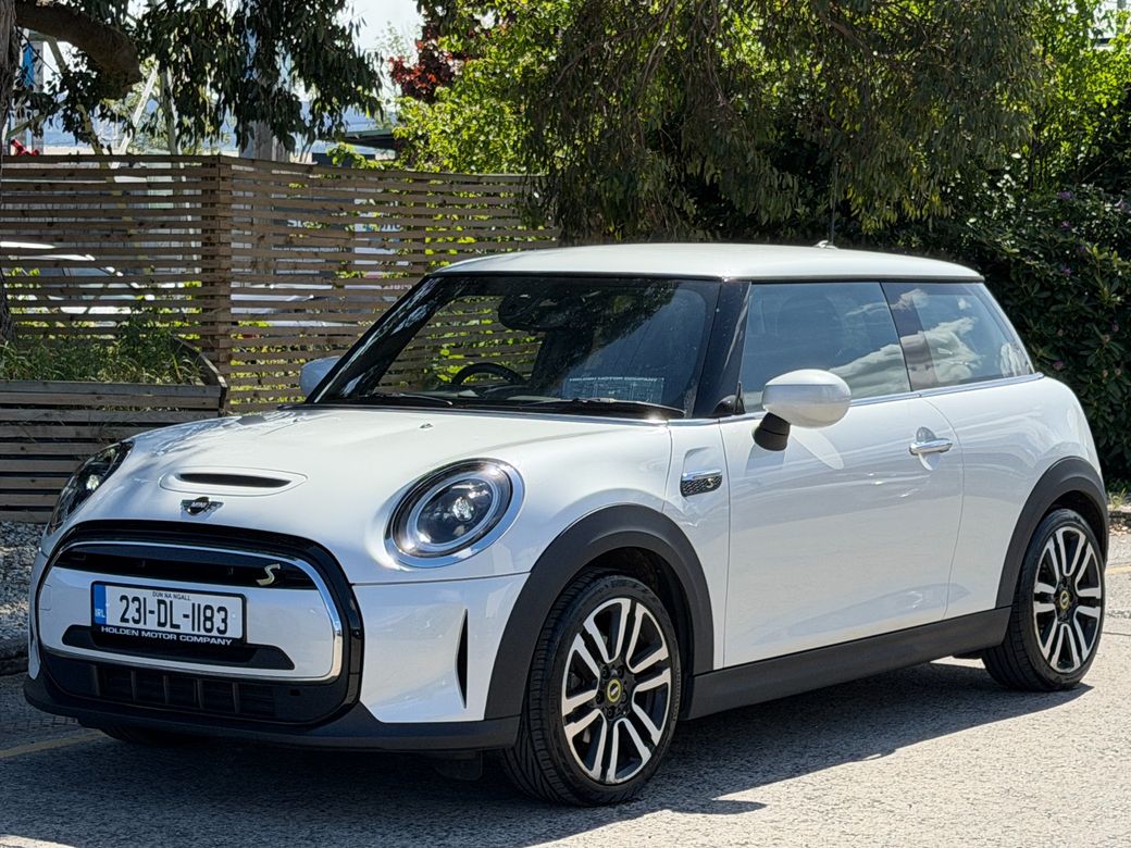 Image for 2023 Mini Cooper S Electric. Level 2