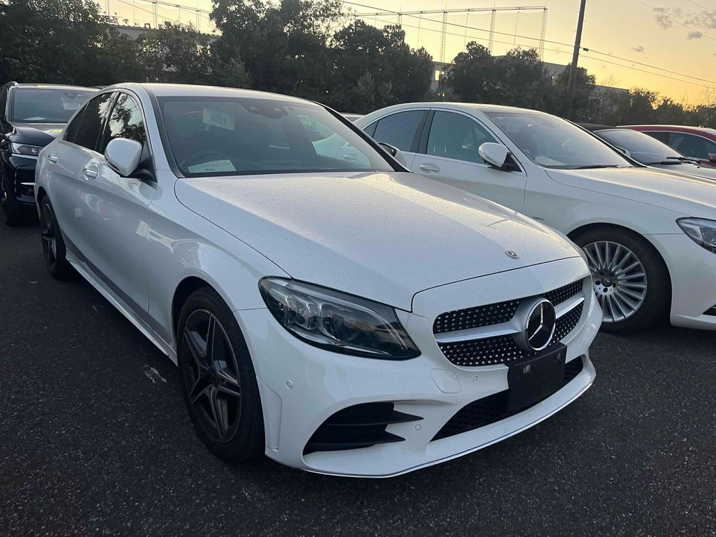 Image for 2020 Mercedes-Benz C Class AMG C220D AUTOMATIC 2.0 DIESEL //HIGH SPEC//ADAPTIVE CRUISE CONTROL//FULL LEATHER HEATED SEATS//REVERSE CAMERA//