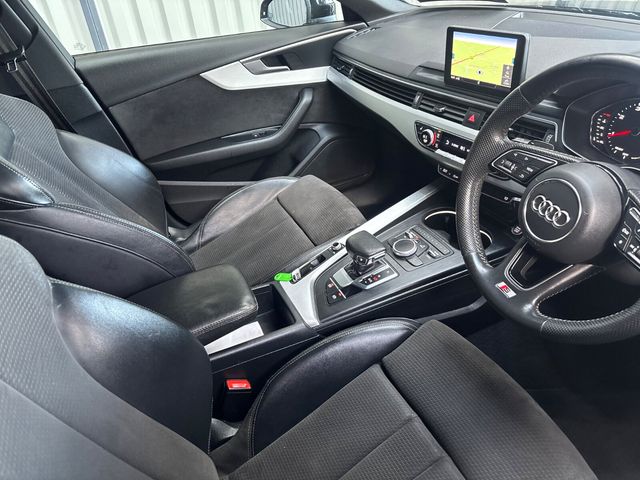 Image for 2019 Audi A4 40TDI 190HP S tronic S Line