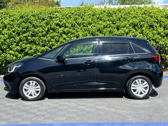 Image for 2021 Honda Fit 1.5 HYBRID AUTO // REVERSE CAMERA // AIR CONDITIONING // LANE ASSIST