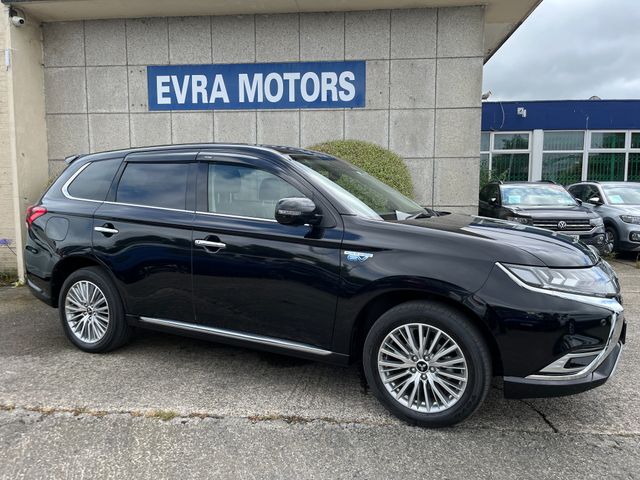 Image for 2020 Mitsubishi Outlander G PHEV 4WD HYBRID AUTOMATIC 2.4 PETROL //HIGH SPEC// 
