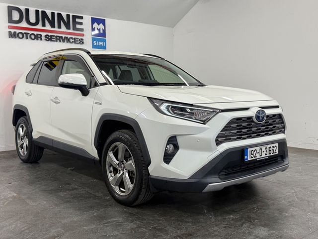 Image for 2019 Toyota Rav4 **2 KEYS **LANE ASSIST **BLIND SPOT ASSIST **ADAPTIVE CRUISE CONTROL **HEATED STEERING WHEEL **HEATED / COOLING SEATS **MULTI FUNCTION STEERING WHEEL **MULTI FUNCTION CENTRE CONSOLE **MULTI DRIVE MOD