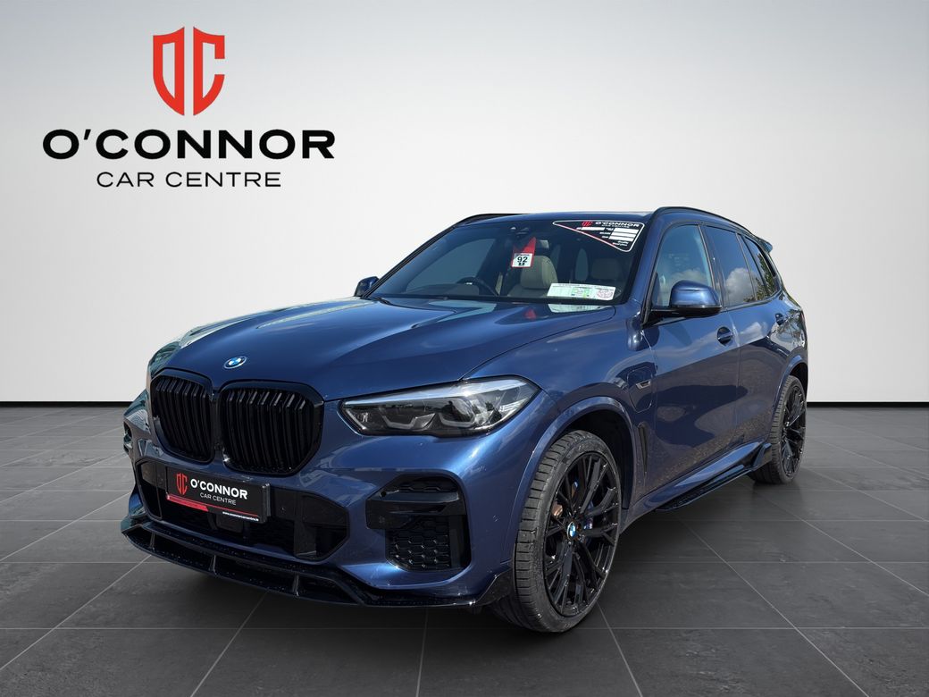 Image for 2022 BMW X5 “Family car with the attitude of a nightclub owner.”