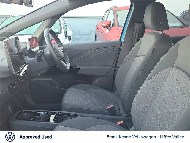Image for 2025 Volkswagen ID.3 52KWH PURE PLUS *COSTA AZUL BLUE* *CAMERA* PRIVACY GLASS* *HEATED SEATS* *18" ALLOY WHEELS* *BATTERY CERTIFIED* *PCP FINANCE AVAILABLE* *NEW €35000*
