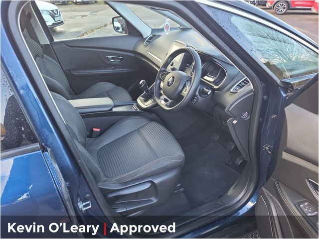Image for 2020 Renault Grand Scenic Iconic Blue DCI 120PS