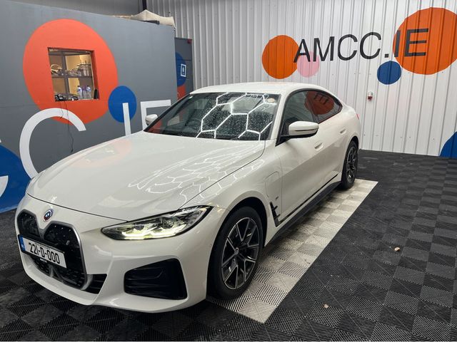 Image for 2022 BMW i4 ONLY 20K KMS 2022 BMW I4 40EDRIVE M SPORTS AUTOMATIC / CRUISE CONTROL / 360° PARKING CAMERA / ELECTRIC MEMORY & HEATED SEATS / PADDLE SHIFTERS / BMW APPS AND APPLE CARPLAY