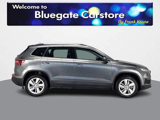Image for 2023 Skoda Karoq AMBITION 2.0 TDI 115HP**MULTFIUCNTIONAL STEERING WHEEL**DIGITAL DASH**TOUCH SCREEN MEDIA DISPLAY**PARKING SENSORS**DUAL CLIMATE CONTROL**BLACK CLOTH INTERIOR**KEYLESS START**FINANCE ARRANGED**