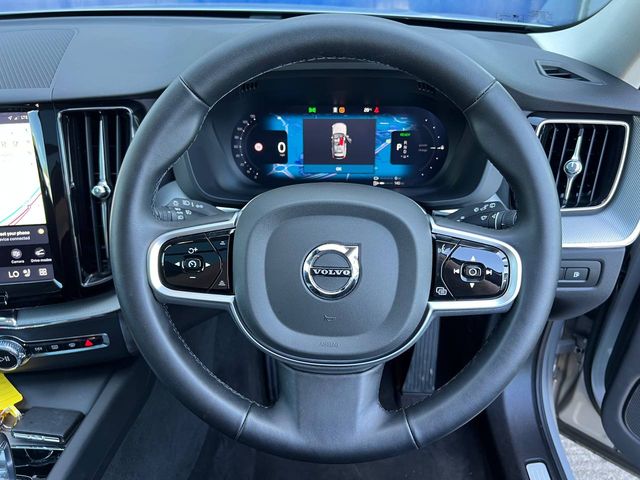 Image for 2025 Volvo XC60 T6 PLUS AWD 2.0 ** HUGE SPEC ** // OPENING PAN ROOF // DIAMOND CUT ALLOYS // 360 PARKING CAMERAS