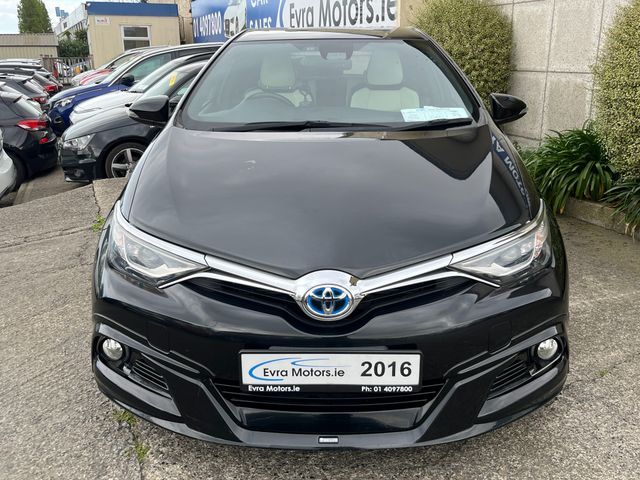 Image for 2016 Toyota Auris G MODELLISTA AUTOMATIC HYBRID 1.8 PETROL //REVERSE CAMERA//FULL LEATHER HEATED SEATS//KEYLESS ENTRY//