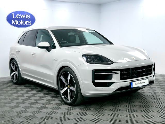 Image for 2024 Porsche Cayenne V6 E-HYBRID 470BHP