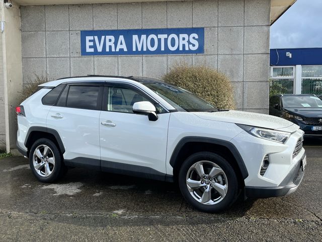 Image for 2021 Toyota Rav4 G 4WD AUTOMATIC HYBRID 2.5 PETROL //HIGH SPEC//PANORAMIC GLASS ROOF//FULL LEATHER HEATED SEATS AND STEERING WHEEL//REVERSE CAMERA//KEYLESS ENTRY//