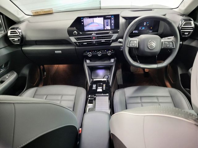 Image for 2025 Citroen e-C4 X BEV 420 54kWh 156HP Max From €83 Per Week