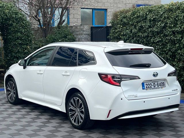 Image for 2022 Toyota Corolla SOL TOURING 1.8 HYBRID // SERVICE HISTORY // DIAMOND CUT ALLOYS // DIGITAL CLUSTER