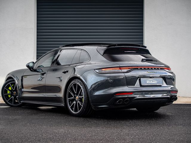Image for 2023 Porsche Panamera 4 Sport Turismo with Superior Specification
