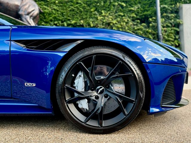 Image for 2018 Aston Martin DBS Aston Martin DBS Superleggera 715BHP V12