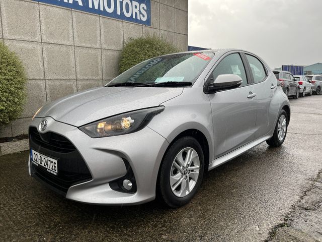 Image for 2022 Toyota Yaris LUNA 1.0 PETROL MANUAL //REVERSE CAMERA//ADAPTIVE CRUISE CONTROL// 