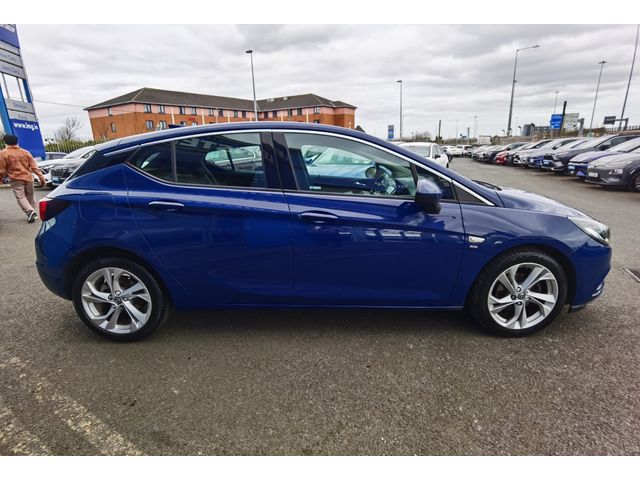 Image for 2018 Opel Astra 1.6CDTI SRI+ **HEATED SEATS** - FINANCE AVAILABLE - CALL US TODAY ON 01 492 6566 OR 087-092 5525