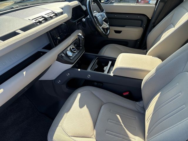Image for 2020 Land Rover Defender 2.0TDI SD4 PAN ROOF BEIGE LEATHER UPGRADED ALLOYS 
