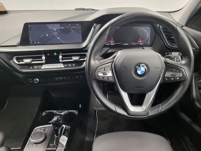 Image for 2022 BMW 1 Series 118i Sport