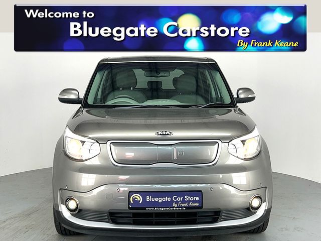 Image for 2018 Kia Soul EV AUTO 5DR FIRST EDITION**REVERSE CAMERA**SEMI DIGITAL DASH**MULTIFUNCTIONAL STEERING WHEEL**SATNAV**FRONT HEATED SEATS**GREY CLOTH INTERIOR**AIR CON**TOUCH SCREEN MEDIA DISPLAY*HEATED STEERING WHEEL