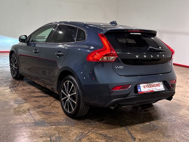 Image for 2018 Volvo V40 1.5 AUTOMATIC - BEIGE/TARTAN INTERIOR - UPGRADED ALLOYS - REAR CAMERA - TAIL-GATE