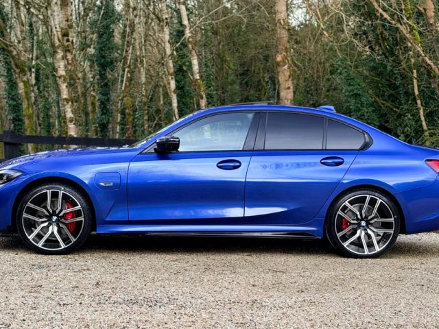 Image for 2022 BMW 3 Series 2022 (221) BMW 330e M Sport Pro Pack *SUNROOF