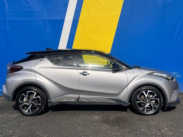 Image for 2018 Toyota C-HR 1.8 HYBRID AUTO // DIAMOND CUT ALLOYS // PARKING SENSORS // ADAPTIVE CRUISE CONTROL