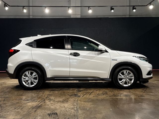 Image for 2021 Honda Vezel 1.5 HYBRID AUTOMATIC - REVERSE CAMERA - ALL ELECTRIC WINDOWS
