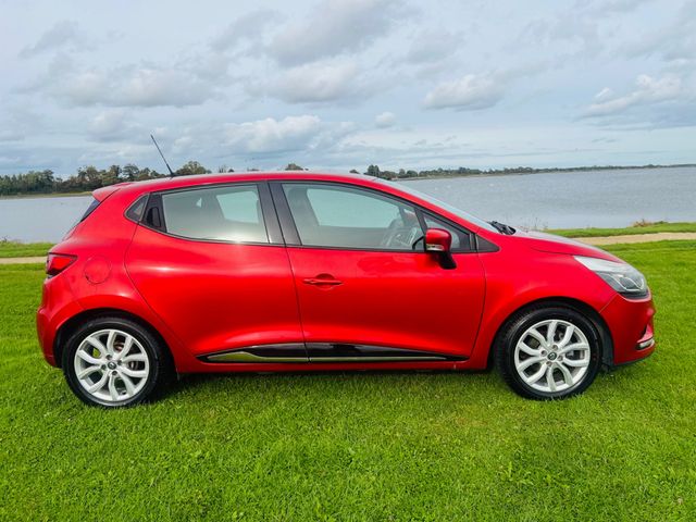 Image for 2017 Renault Clio IV DYNAMIQUE NAV 1.2 PETR 4DR