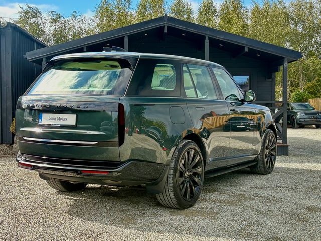Image for 2024 Land Rover Range Rover SE P460E, BELGRAVIA GREEN, PERLINO INTERIOR, LESS THAN 11KM'S, 360 CAMERA, TILT AND SLIDE PAN ROOF, MERIDIAN SOUND SYSTEM