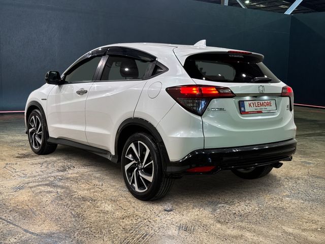 Image for 2018 Honda Vezel 1.5 HYBRID AUTOMATIC - RS EDITION - BLACK HALF LEATHER - FACTORY ALLOYS - PADDLE SHIFT - CRUISE CONTROL - HEATED SEAT - REAR CAMERA