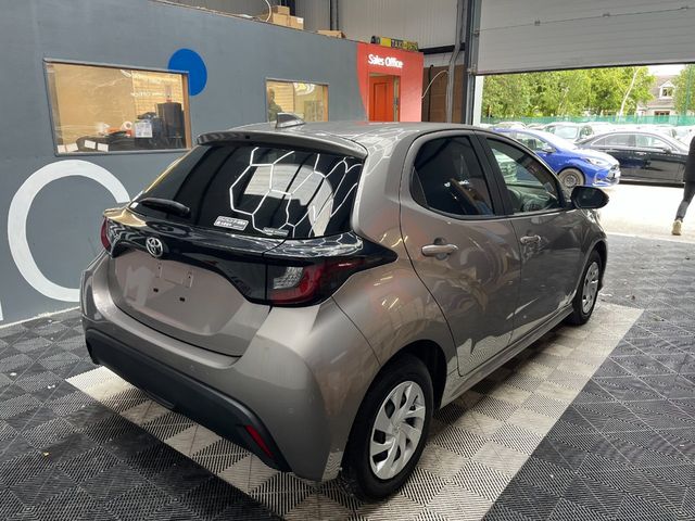 Image for 2022 Toyota Yaris 2022 TOYOTA YARIS X 1.0 AUTOMATIC / REVERSE CAMERA AND MORE