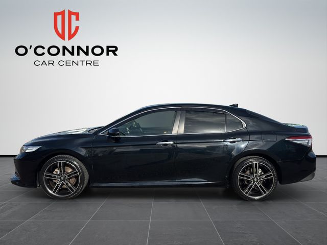 Image for 2020 Toyota Camry XSE HYBRID 2.5 AUTO - Looks sharp, sips fuel, and glides like a dream