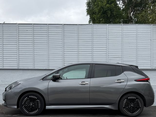 Image for 2022 Nissan Leaf N-CONNECTA / APPLE & ANDROID AUTO / SOH 90.4% / NAV / RADAR CRUISE / PARK SENSORS / BALANCE OF 8 YEAR NISSAN BATTERY WARRANTY / *FINANCE PACKAGES AVAILABLE*