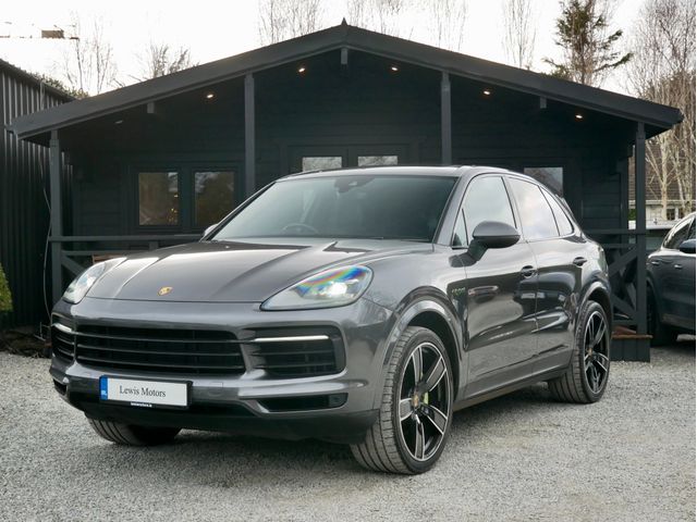 Image for 2020 Porsche Cayenne 3.0 V6 E-hybrid, ELECTRIC TOW BAR, AIR SUSPENSION, 22" SPORT CLASSIC WHEELS, LED HEADLIGHTS, SPORT CHRONO PLUS