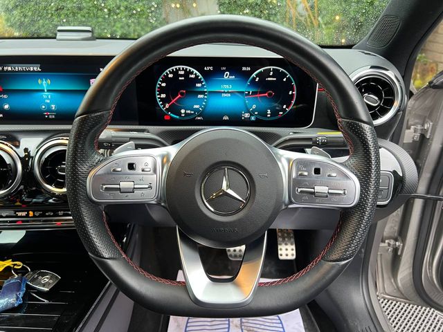Image for 2021 Mercedes-Benz A Class A200d AMG-LINE PREMIUM PLUS // VIRTUAL COCKPIT // FULL SERVICE HISTORY // 18" DIAMOND CUT ALLOYS