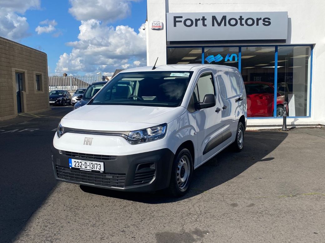 Image for 2023 Fiat Doblo LWB 1.5 100HP 1000KG 4DR