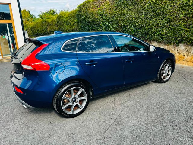 Image for 2015 Volvo V40 FINANCE AVAILABLE FROM €47 P/W