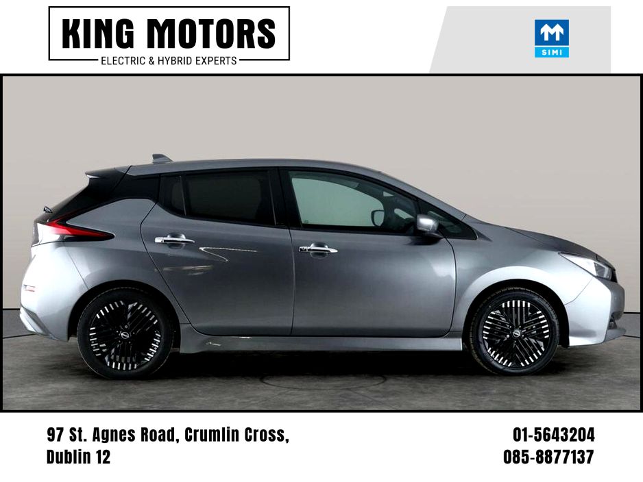 Image for 2023 Nissan Leaf N-CONNECTA / APPLE & ANDROID AUTO / NAV / RADAR CRUISE / HALF-LEATHER / PARK SENSORS / ONE OWNER / *FINANCE PACKAGES AVAILABLE*