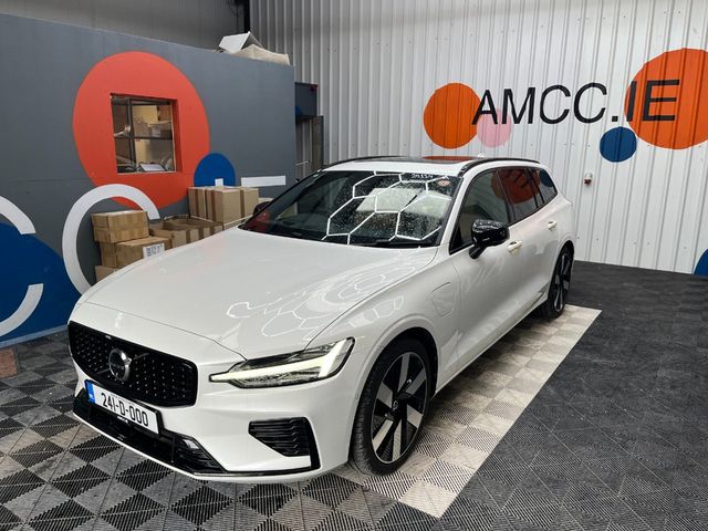 Image for 2024 Volvo V60 2024 VOLVO V60 ULTRA T6 PLUG-IN 2.0 AUTOMATIC / CRUISE CONTROL / PARKING CAMERA / ELECTRIC MEMORY & HEATED SEATS / PANORAMIC SUNROOF / APPLE CARPLAY AND MORE