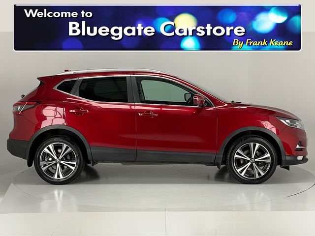 Image for 2019 Nissan Qashqai 1.3 SV PREMIUM DCT 4DR**PANORAMIC ROOF**MULTIFUNCTIONAL STEERING WHEEL**SEMI DIGITAL DASH**REVERSE CAMERA**PARKING SENSORS**BLACK CLOTH INTERIOR**FINANCE AVAILABLE**
