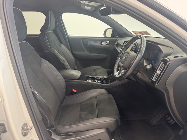 Image for 2022 Volvo XC40 Phev T4 Plus Dark 5DR Auto