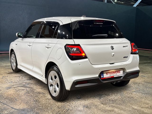 Image for 2025 Suzuki Swift 1.2 HYBRID AUTOMATIC - CRUISE CONTROL - 360/REVERSE CAMERA - A/C HEATING CONTROLS