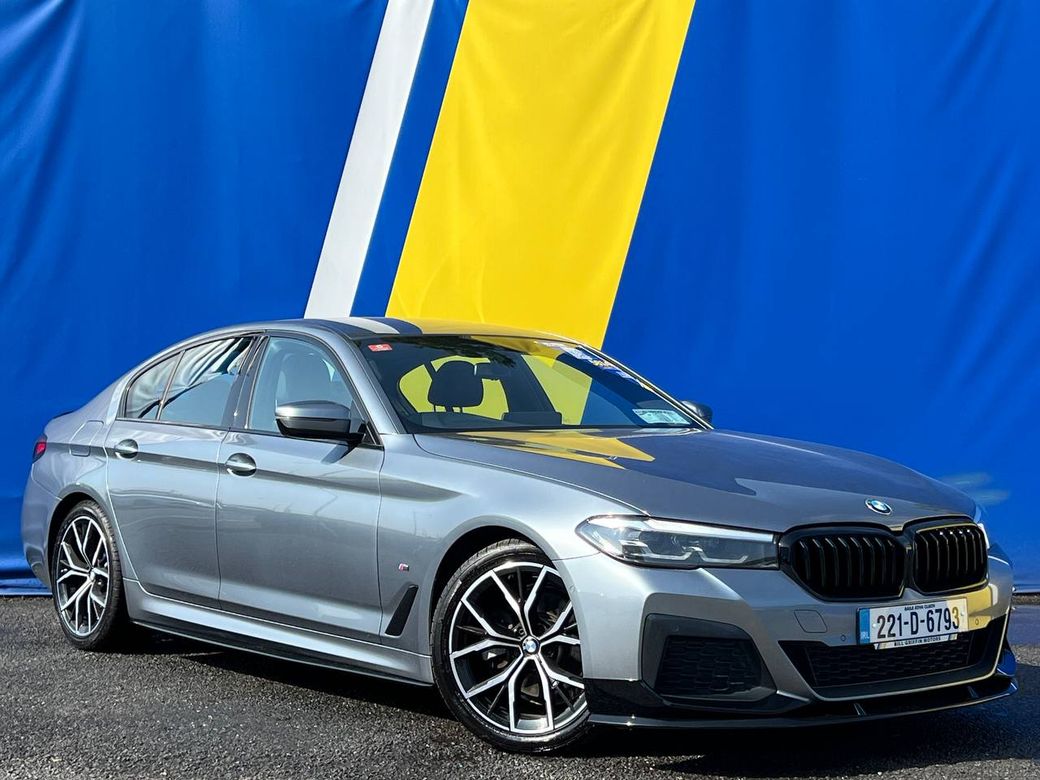 Image for 2022 BMW 5 Series 520D M-SPORT COMPETITION XDRIVE AUTO // LEATHER HEATED SEATS // APPLE CARPLAY/ANDROID AUTO // 19" M-SPORT ALLOYS