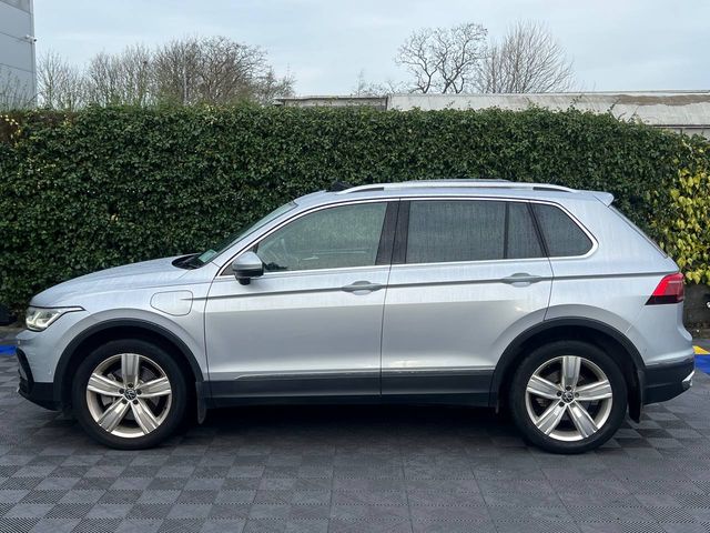 Image for 2022 Volkswagen Tiguan ELEGANCE 1.4 TSI PHEV // OPENING PAN ROOF // VERY LOW MILEAGE // HEATED SEATS // POWERED BOOT LID