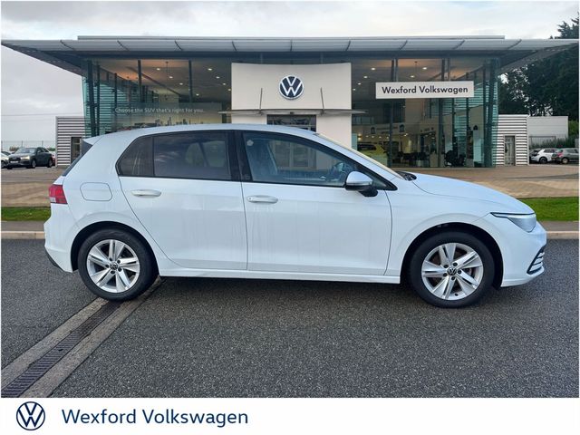 Image for 2023 Volkswagen Golf LIFE 2.0TDI 115HP MANUAL 