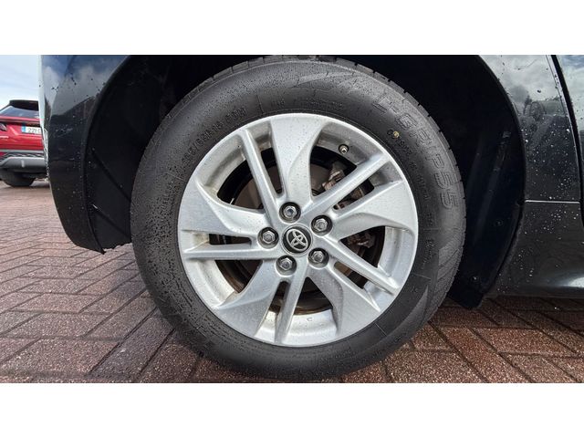 Image for 2022 Toyota Yaris Hybrid Luna 4DR Auto