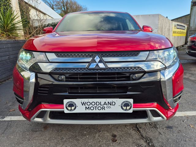 Image for 2021 Mitsubishi Outlander 2.5 PHEV / EXCEED TOP SPEC / LOW MILEAGE / TAX €160