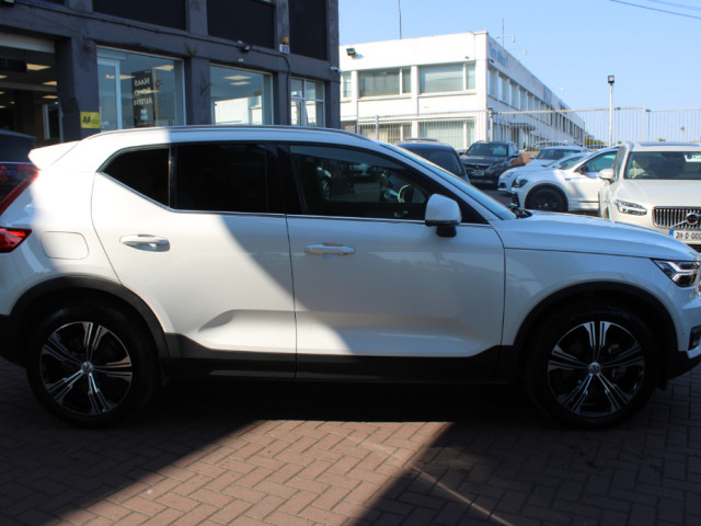Image for 2021 Volvo XC40 B4 197HP 5DR AUTOMATIC SUV // WITH ONLY 90, 000 KM'S // BUY WITH CONFIDENCE AA AND SIMI APPROVED DEALER 2026 // FINANCE ARRANGED // ALL TRADE INS WELCOME //
